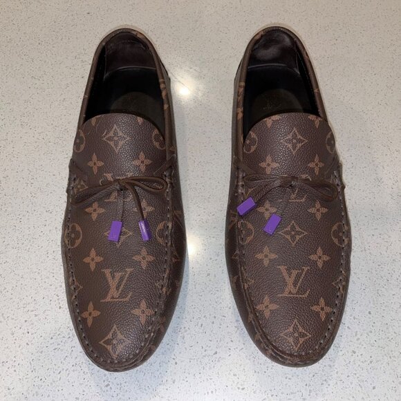 Luis Vuitton Driver Moccasin - Picture 1 of 6